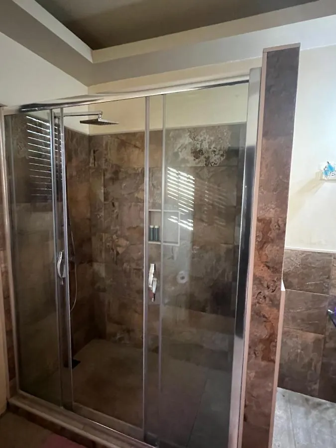 Kingston Oasis One Bedroom 0*,  자메이카